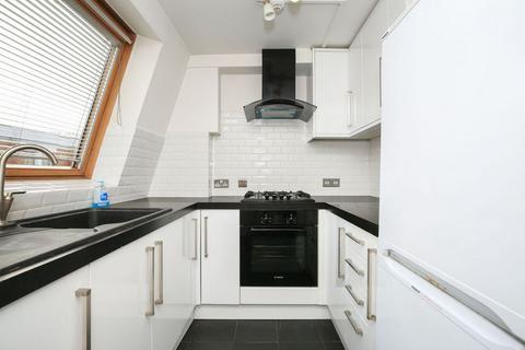 2 bedroom apartment to rent, N19