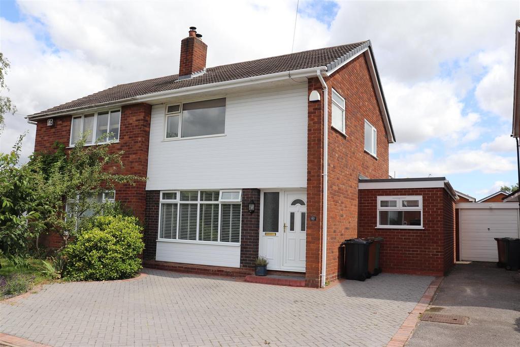 Dartmouth Drive, Aldridge 3 bed semidetached house £295,000