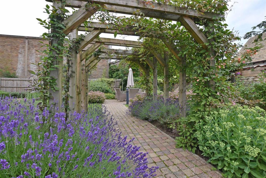 Garden ii.JPG