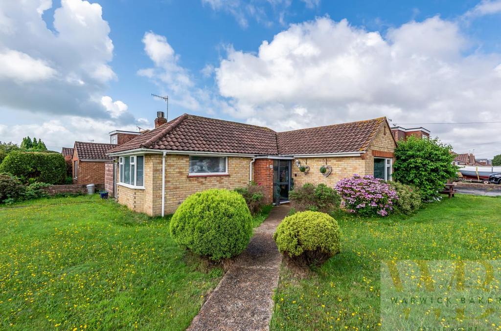 Hammy Lane, ShorehamBySea 2 bed detached bungalow £410,000