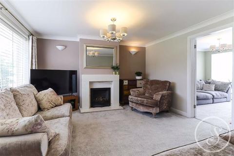 5 Barfield Mount, Leeds, LS17 8TG