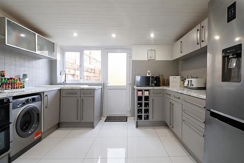 29 Sunland Avenue, Bexleyheath, DA6 8LP