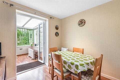 59 Farmanby Close, Thornton Dale, Pickering, YO18 7TE