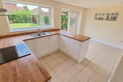 5 Manor Road, Bingham, Nottingham, NG13 8EA