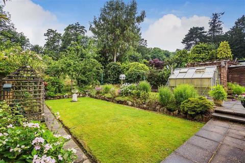 33 Paddock Way, Oxted, RH8 0LG