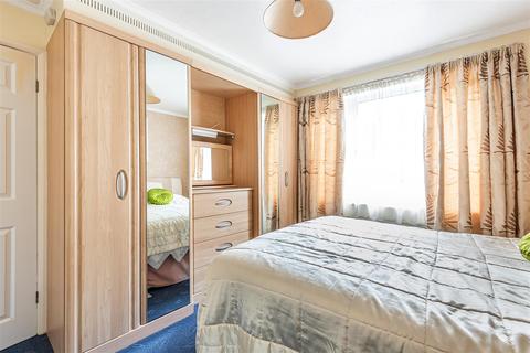 4 Lansdowne Park, Totnes, TQ9 5UP