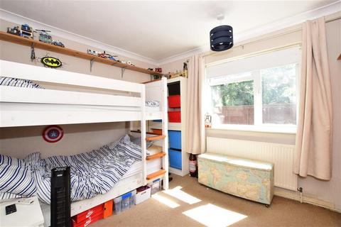 94 Bader Way, Rainham, RM13 7HT