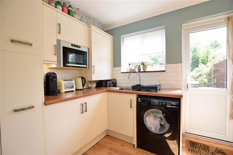 94 Bader Way, Rainham, RM13 7HT