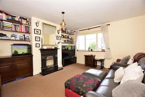 94 Bader Way, Rainham, RM13 7HT