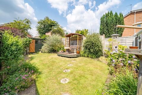 3 Barratts Croft, Brierley Hill, DY5 4UL