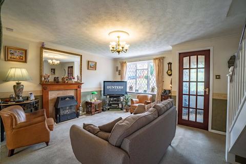3 Barratts Croft, Brierley Hill, DY5 4UL