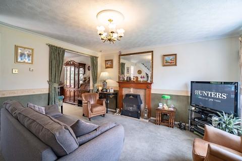 3 Barratts Croft, Brierley Hill, DY5 4UL