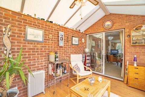 3 Barratts Croft, Brierley Hill, DY5 4UL