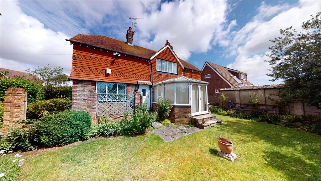 Cokeham Lane, Sompting, West Sussex, BN15 3 bed detached house £450,000