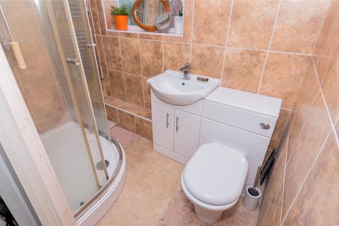 16 Newcott Close, Wolverhampton, WV9 5QZ