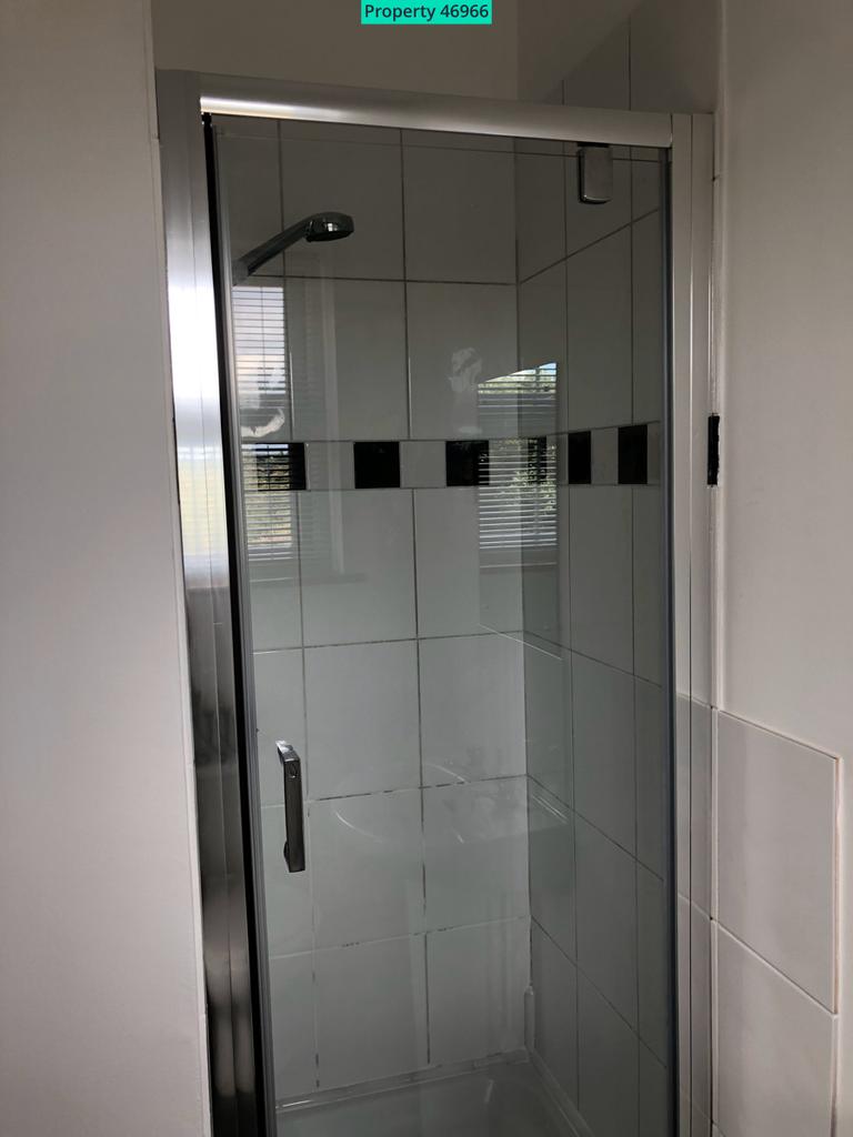 Mains pressure shower