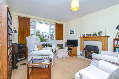 6 Clark Terrace, Crieff, PH7 3QE
