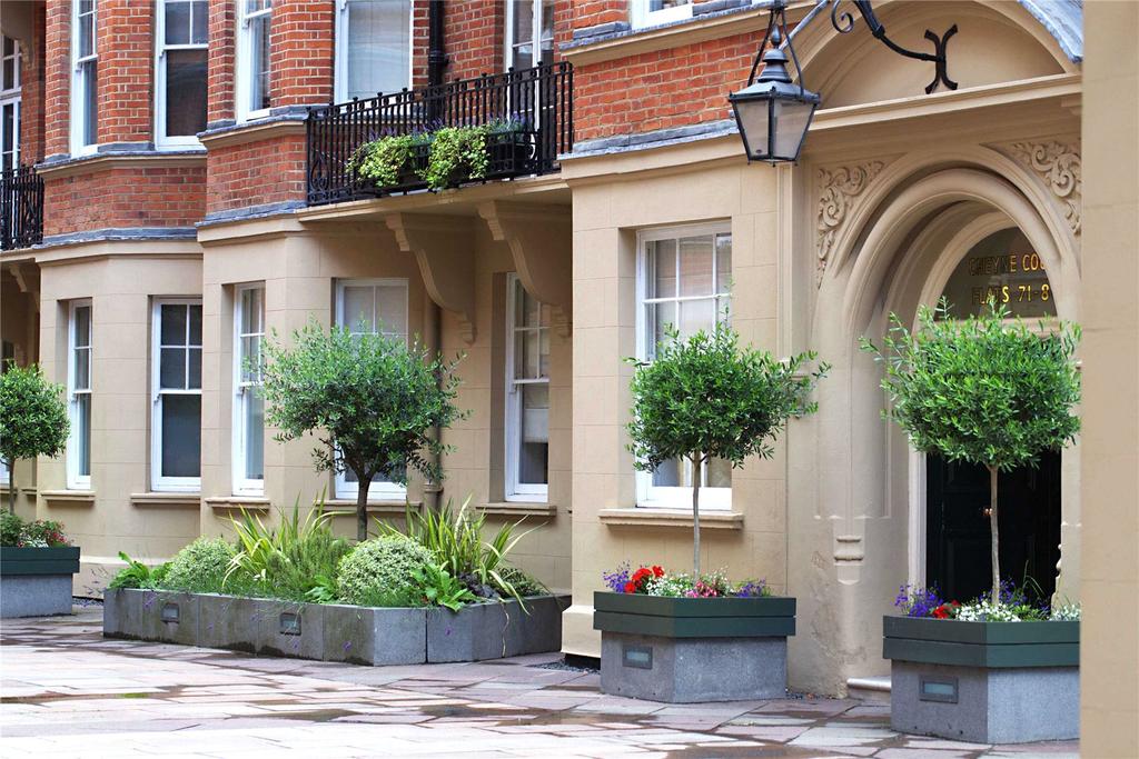 Cheyne Court, Royal Hospital Road, London, SW3 4 bed apartment £