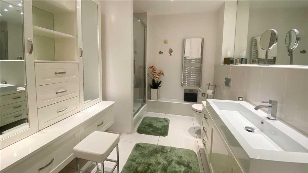 Ensuite - Bedroom 1