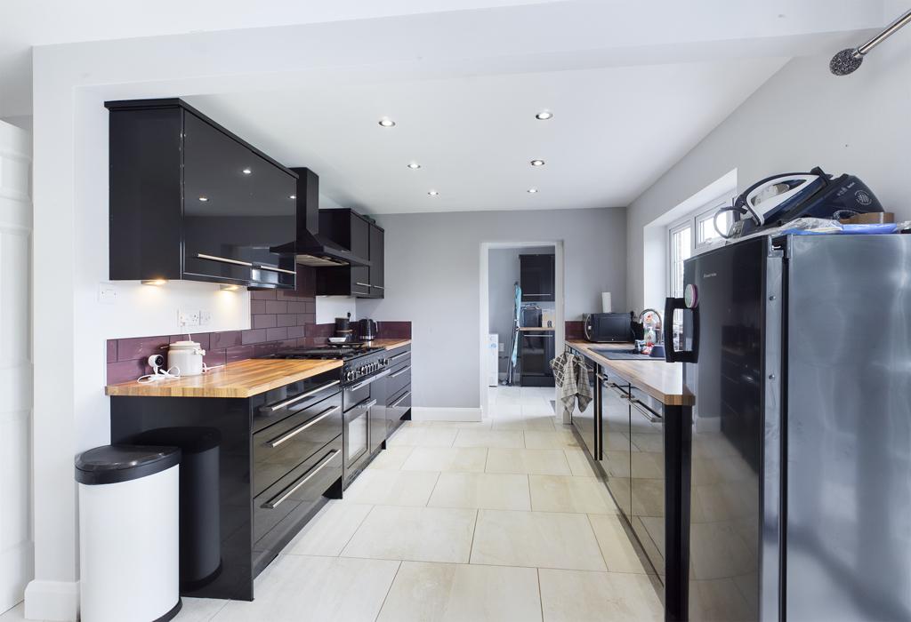 Dining kitchen