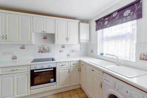 2 Thamesgate Close, Richmond, TW10 7YS