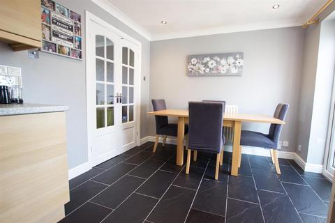 31 Delphinium Way, Lower Darwen, Darwen, BB3 0SX