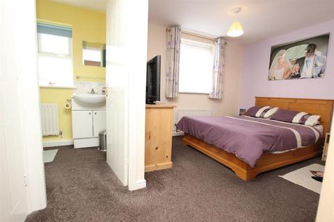31 Delphinium Way, Lower Darwen, Darwen, BB3 0SX