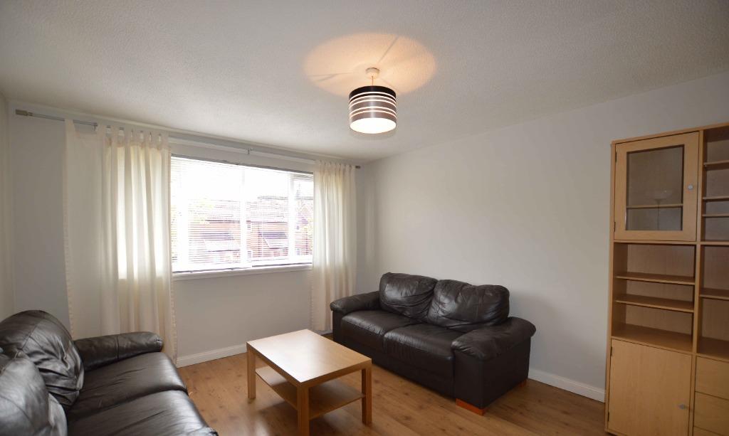 Landressy Place, Bridgeton, Glasgow, G40 2 bed flat £750 pcm (£173 pw)