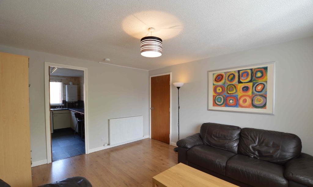 Landressy Place, Bridgeton, Glasgow, G40 2 bed flat £750 pcm (£173 pw)