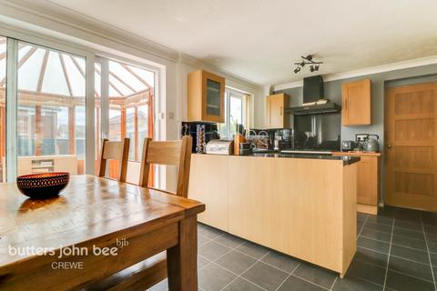 5 Bodnant Close, Crewe, CW1 3YS
