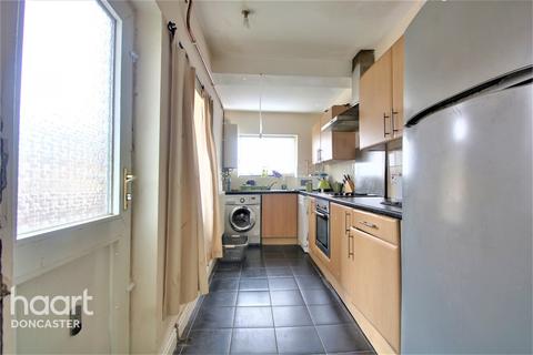 16 Cross Bank, Doncaster, DN4 8BE