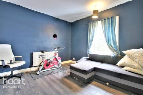 16 Cross Bank, Doncaster, DN4 8BE