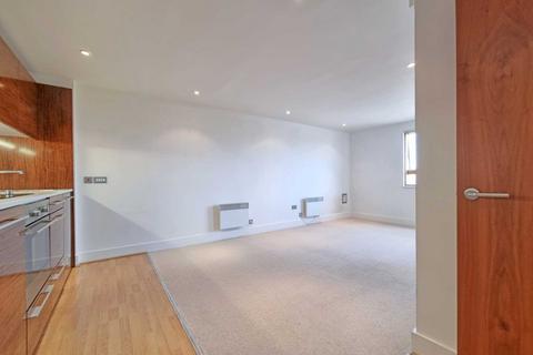 2 bedroom apartment to rent, College Street, Ipswich