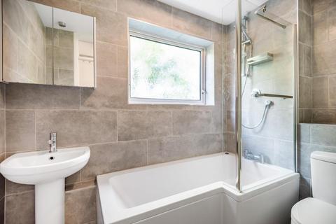 14 Mayfair Close, Beckenham, BR3 5EL