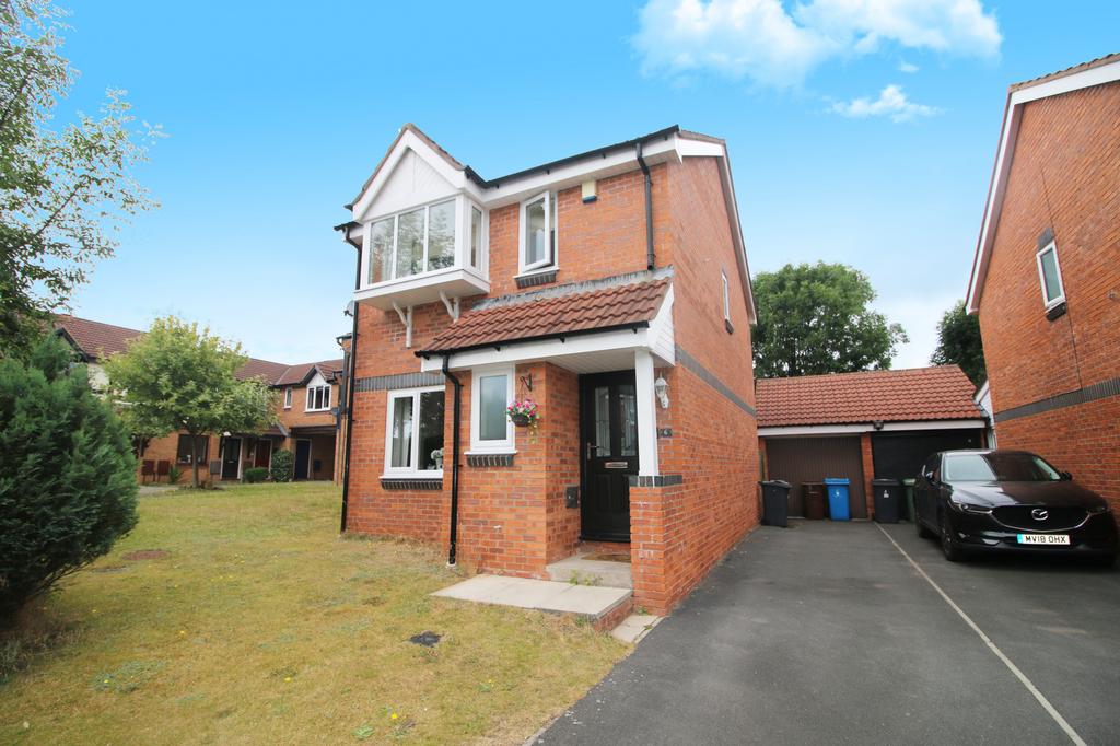 Plovers Way, Blackpool, FY3 3 bed detached house £209,995