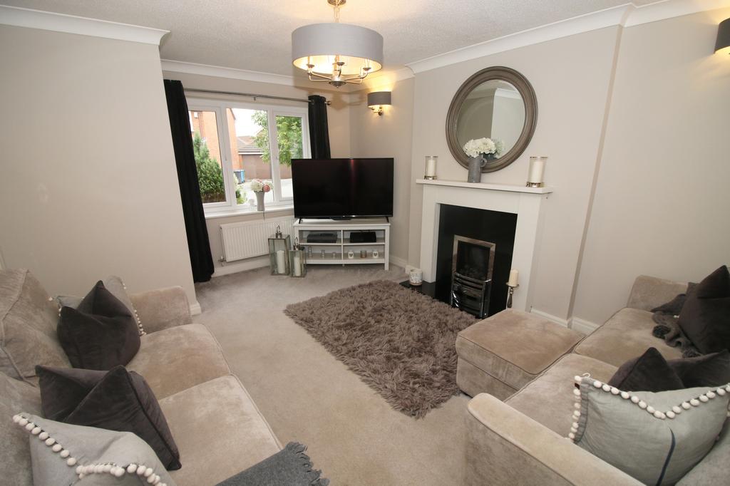Plovers Way, Blackpool, FY3 3 bed detached house £209,995