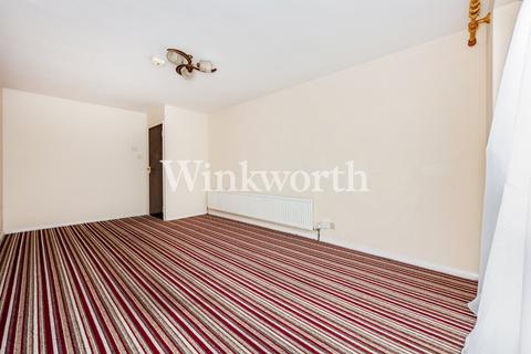 2 Mintern Close, London, N13 5SX