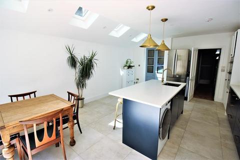 19 Bastion Road, London, SE2 0RD