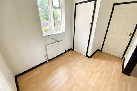 71 Griffiths Road, High Green, Sheffield, S35 3GY