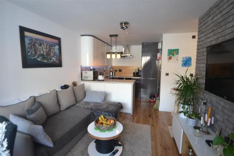 161 Wooldridge Close, Feltham, TW14 8BH