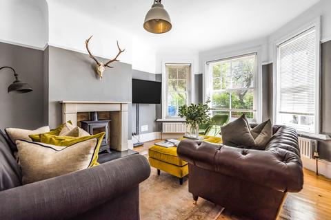 10 Bond Road, Southampton, SO18 1LP