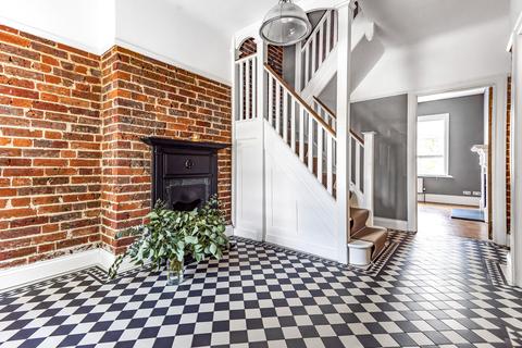 10 Bond Road, Southampton, SO18 1LP