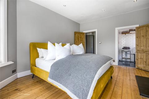 10 Bond Road, Southampton, SO18 1LP