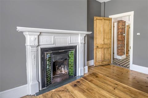 10 Bond Road, Southampton, SO18 1LP