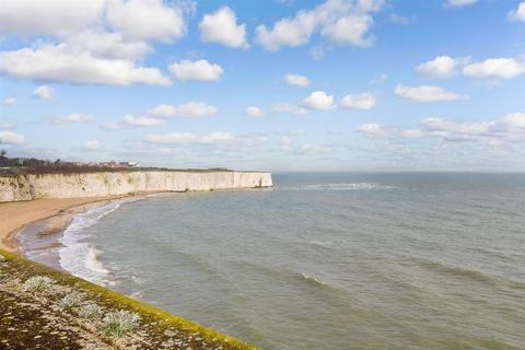 2 bedroom flat for sale, Joss Gap Road, Broadstairs, Kent