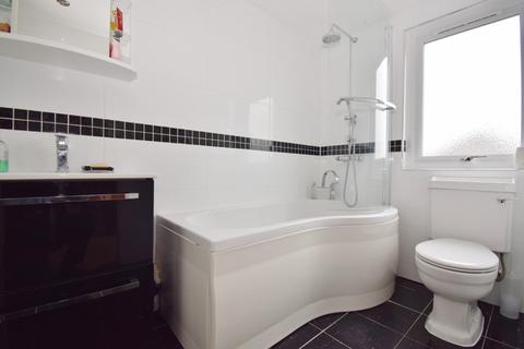 39 Stanley Road, Northwood, HA6 1RQ