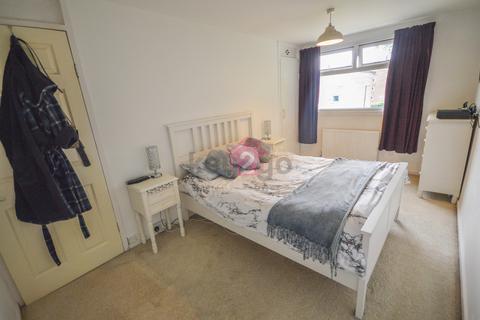 32 Mawfa Crescent, Sheffield, S14 1AS