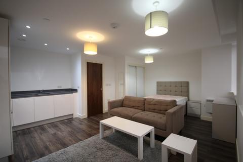 Studio to rent, Broadway, Broad Street, Birmingham, B15