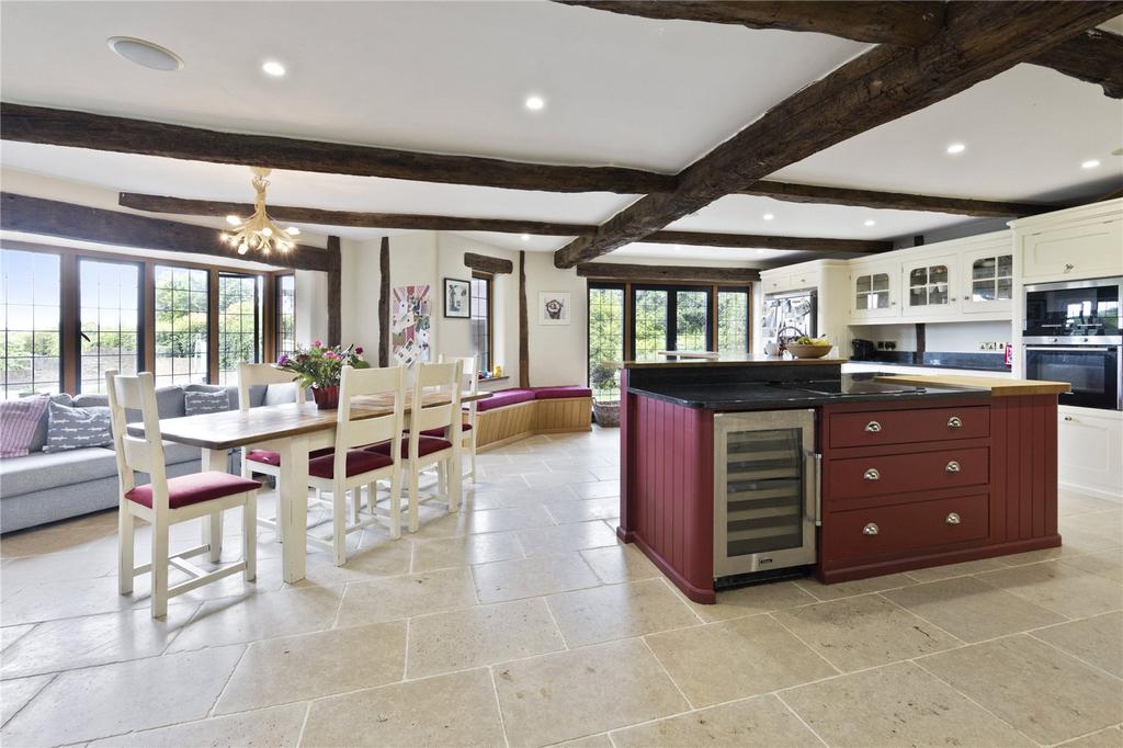 Kitchen/Breakfast