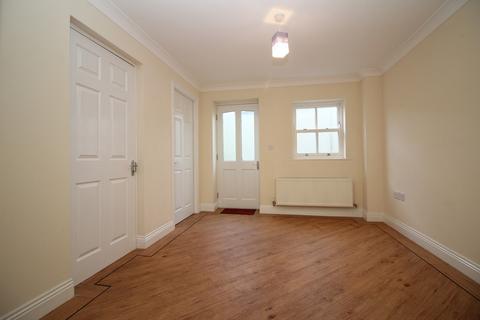 4 bedroom townhouse to rent, Thorngate, Barnard Castle